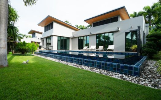 Baan Bua Phuket Villa for sale