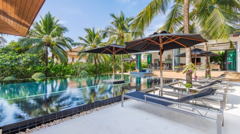 Five bedroom pool villa for sale in Rawai, near Chalong, Phuket