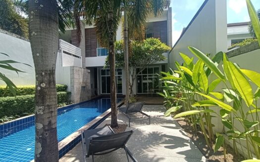 Foreign freehold condo with private pool near Bang Tao Beach Phuket