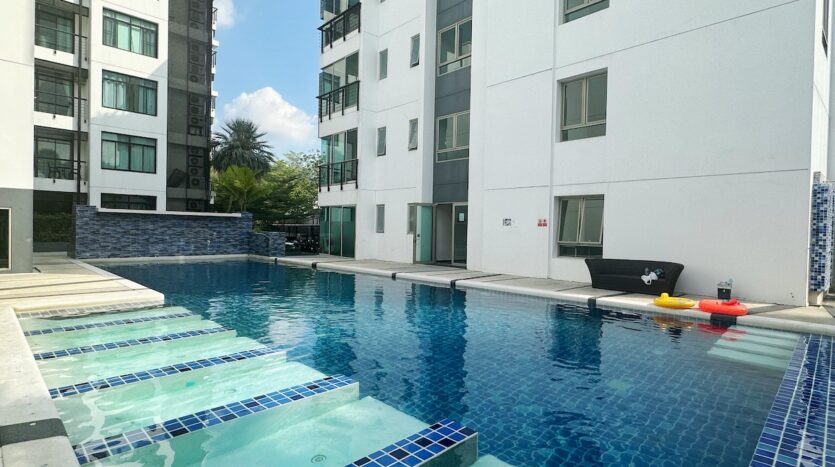 The Regent Kamala – Condo with pool for sale