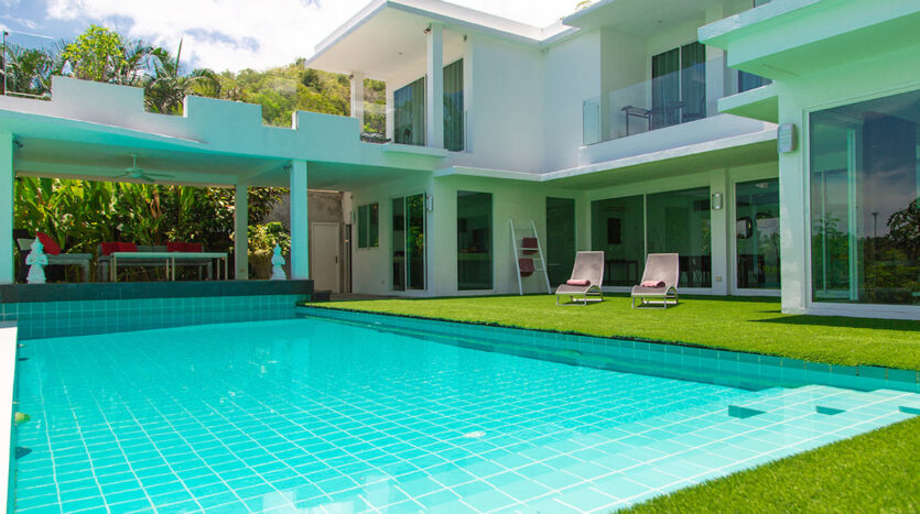 Villa avec vue sur la mer à Kata Beach – Phuket